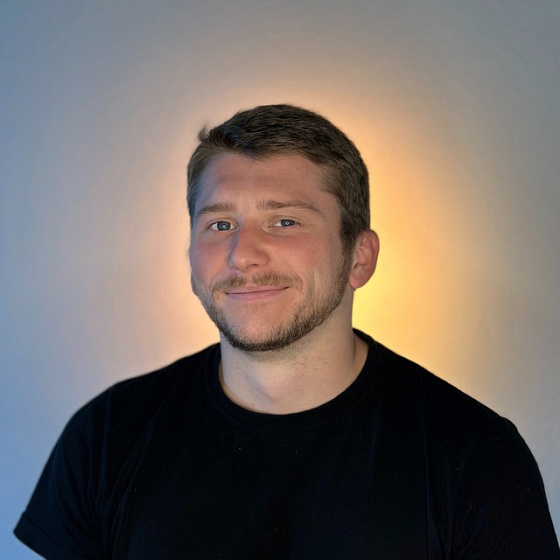 Антон Лебедев